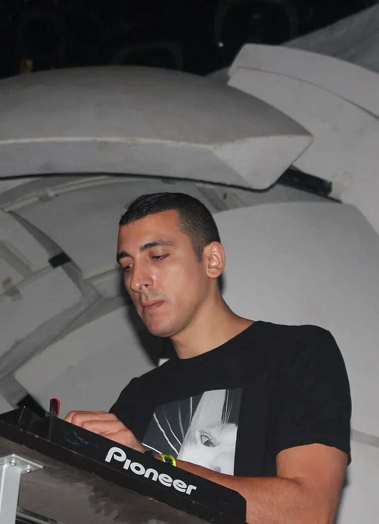 Authentic photograph of Astrix