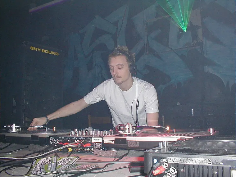 Authentic photograph of DJ Fresh