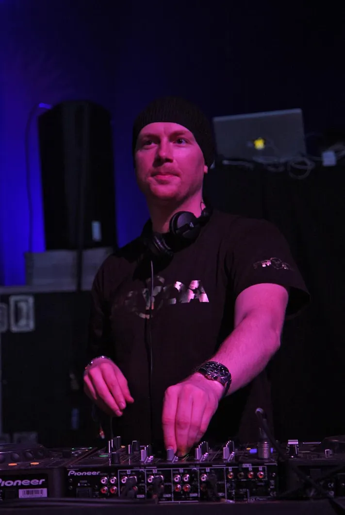 Authentic photograph of Eric Prydz