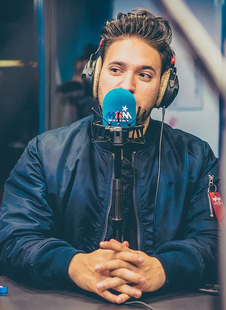 Authentic photograph of Jonas Blue