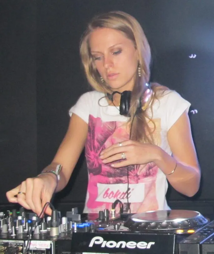 Authentic photo of Nora En Pure, announced for NORA EN PURE AT TRIO CHARLOTTE; not an event flyer or photograph of this show