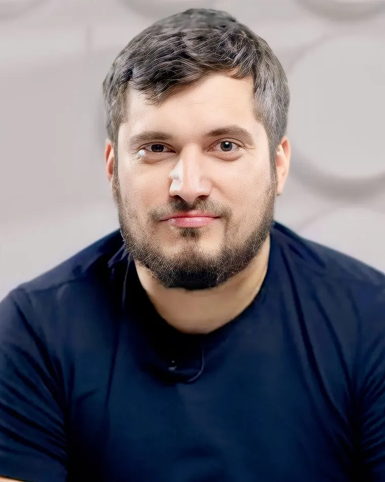 Authentic photograph of Pasha Technique