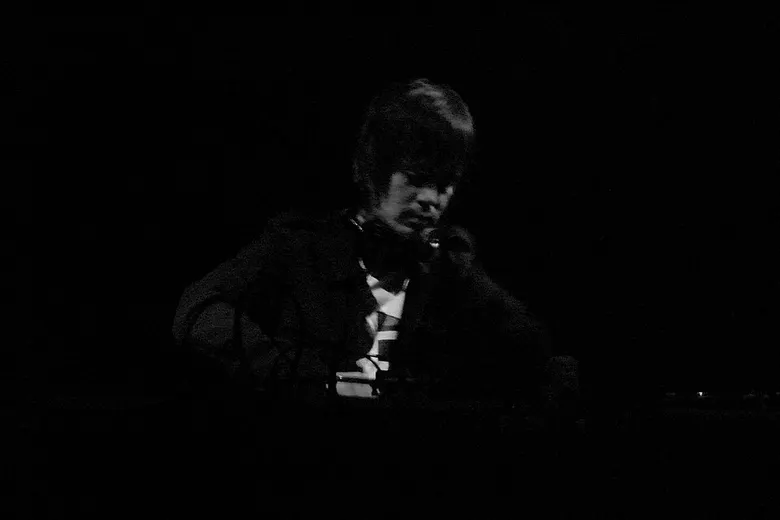 Authentic photograph of Yukihiro Fukutomi