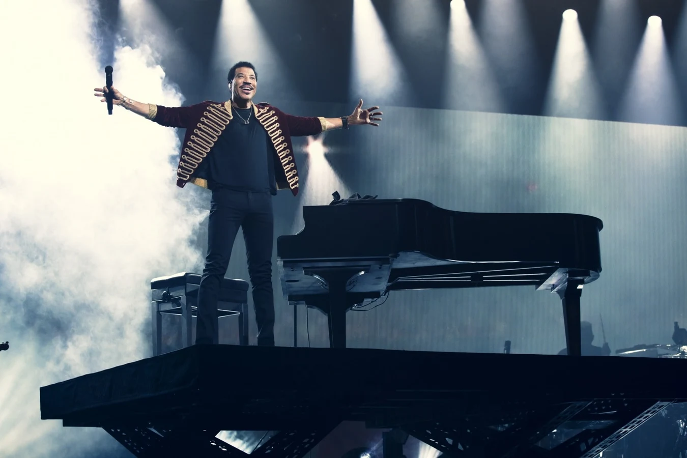 LIONEL RICHIE / PERFORMANCE PAUSE